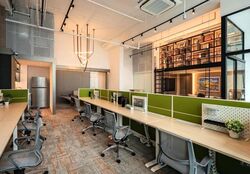 Arc 380 (D8), Office #626818281